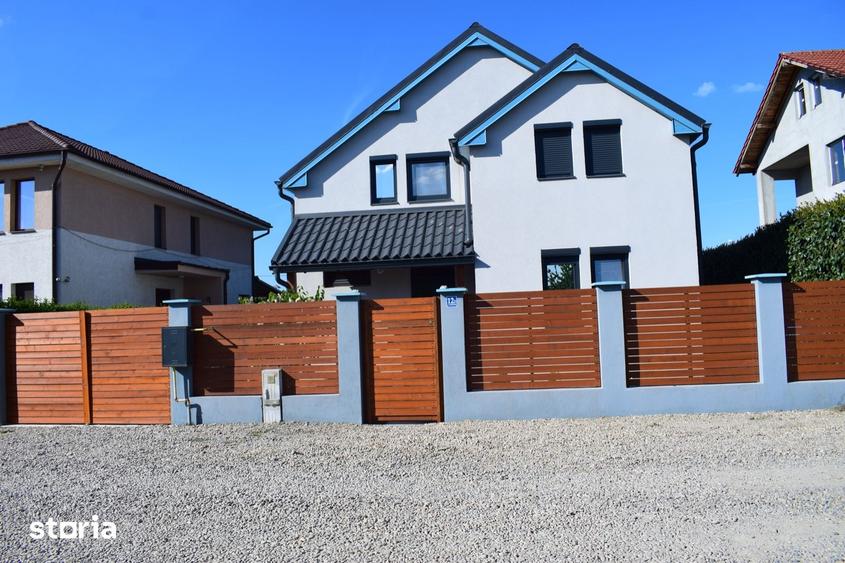Casă cu 3 camere cu Teren 400 Mp în Rogerius