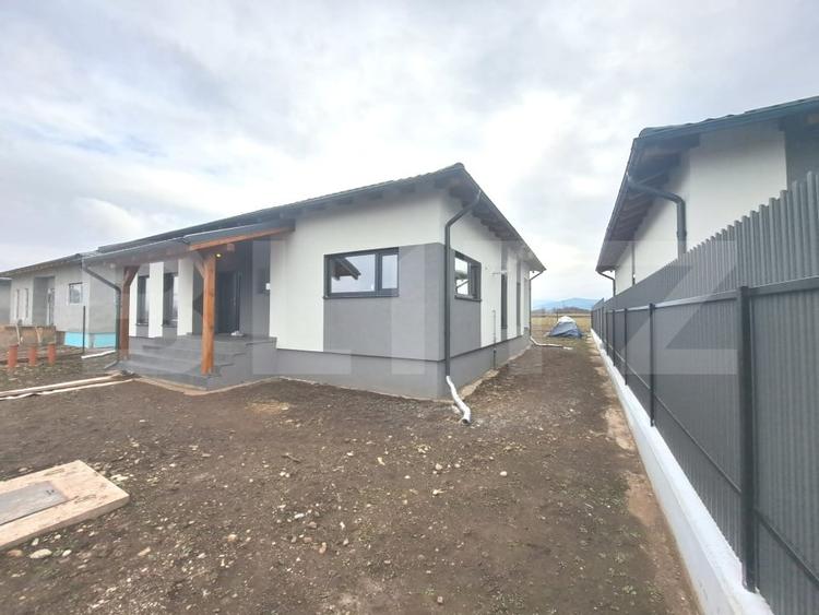 Casă individuală cu 3 camere cu Teren 500 Mp în Tărlungeni