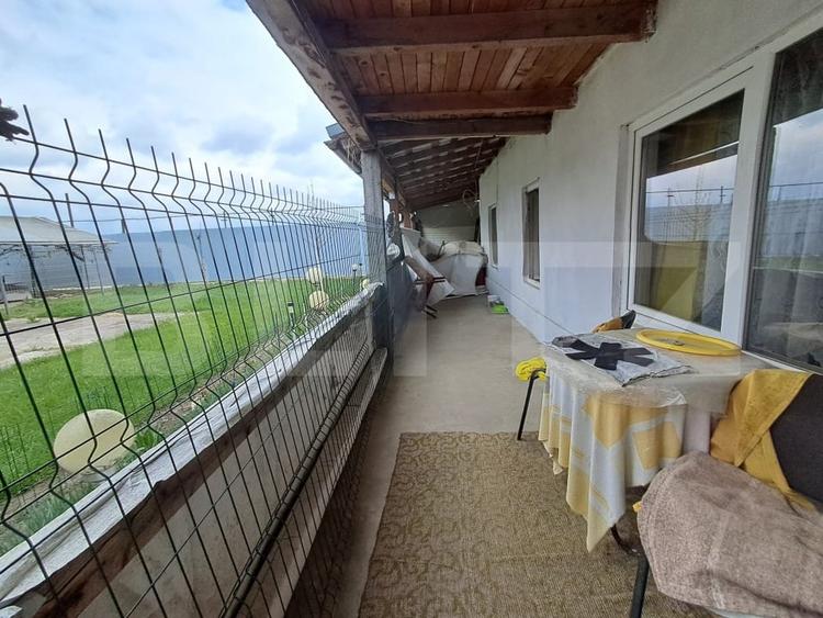 Casă individuală cu 10 camere cu Canalizare în Sâncraiu de Mureș