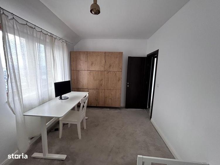 Apartament cu 3 camere decomandat în Ciupercenii Noi