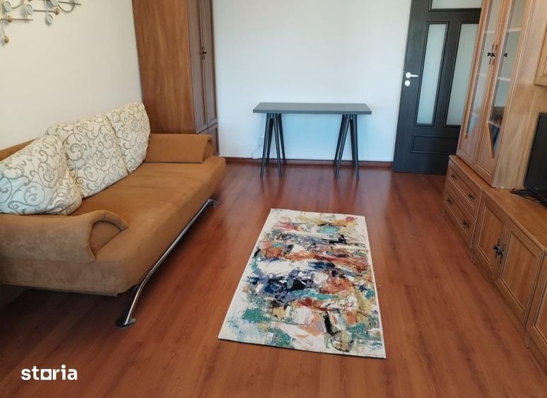 Apartament cu 2 camere decomandat în Independenței