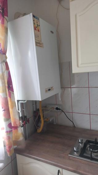 Garsonieră decomandată în Central