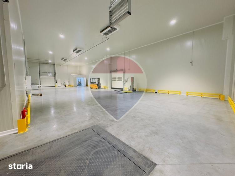 Spațiu comercial, de 2,000 mp, în Vest