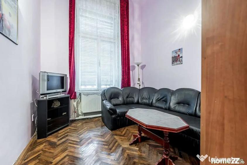 Apartament cu 4 camere decomandat în Ultracentral
