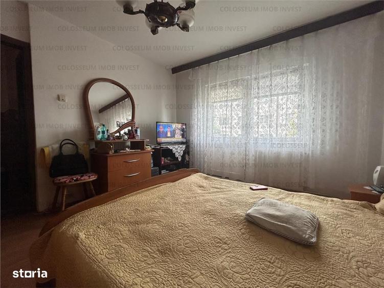 Apartament cu 3 camere decomandat în Noua
