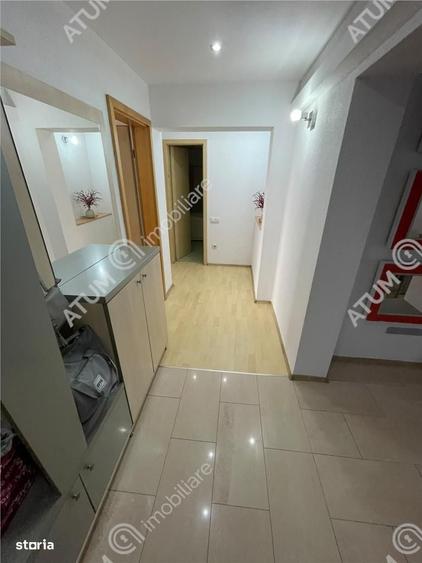 Apartament 3 camere decomandate 2 balcoane etaj 1 zona centrala Sibiu - 10