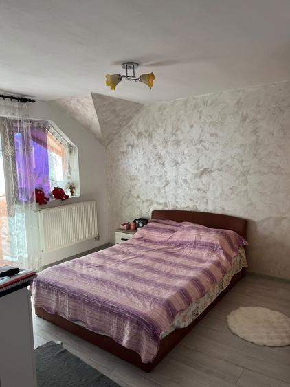 Apartament cu 2 camere decomandat în 9 Mai