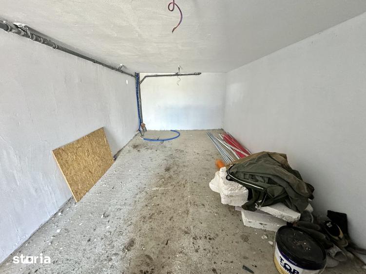 Casă cu 4 camere cu Teren 300 Mp în Valea Lupului