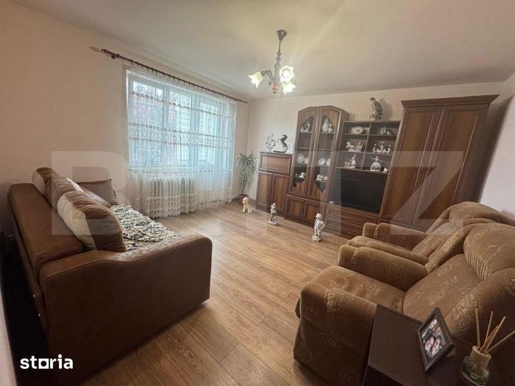 Apartament cu 3 camere decomandat în Central