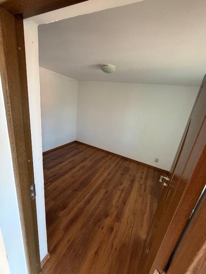 Casă individuală cu 2 camere cu Teren 1400 Mp în Răcoasa