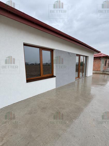 Casă individuală cu 4 camere cu Teren 385 Mp în Berceni