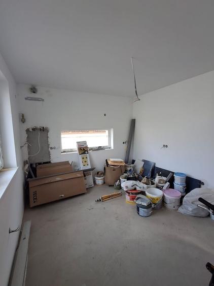 Duplex cu 3 camere cu Canalizare în Șelimbăr