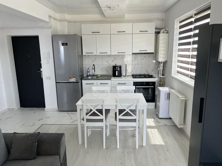 Apartament cu 2 camere semidecomandat, mobilat în Militari