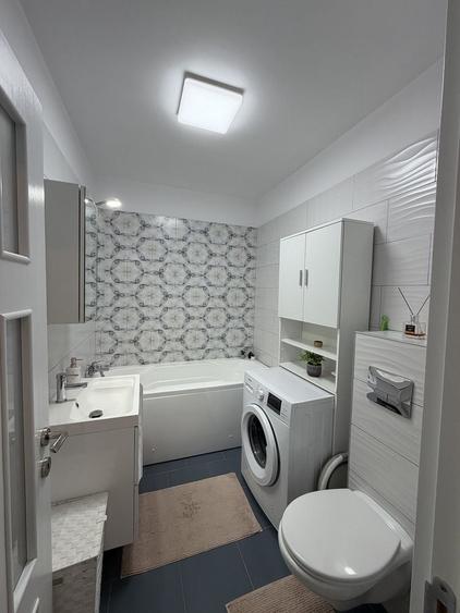 Apartament cu 2 camere decomandat în Fundeni