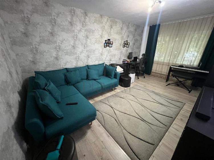 Apartament cu 3 camere decomandat, mobilat în Girocului — fotografia 3
