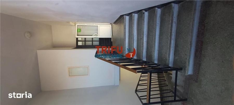 Spațiu comercial, de 120 mp, în Central