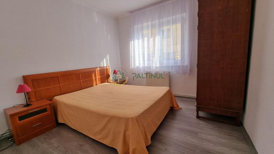 Apartament de inchiriat cu 3 camere si balcon strada Sureanu, Sibiu - 2