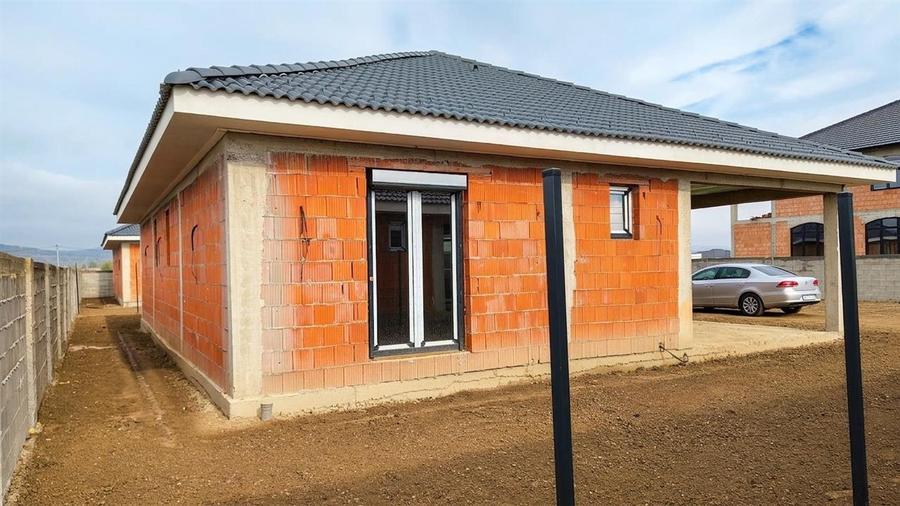 Casă cu 3 camere cu Teren 553 Mp în Fughiu