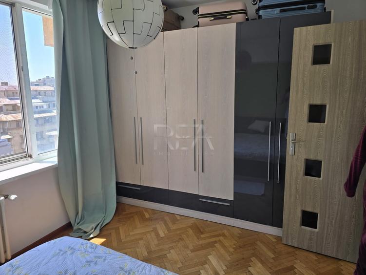 Apartament cu 2 camere semidecomandat, mobilat în Sala Palatului