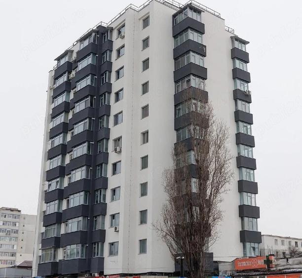 Apartament cu 2 camere decomandat în Nicolina