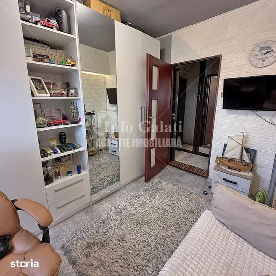 Apartament cu 4 camere în Piața Centrală