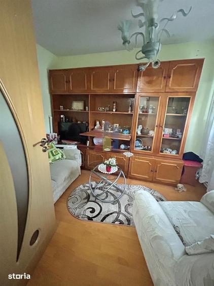 Apartament cu 3 camere decomandat în Hipodrom
