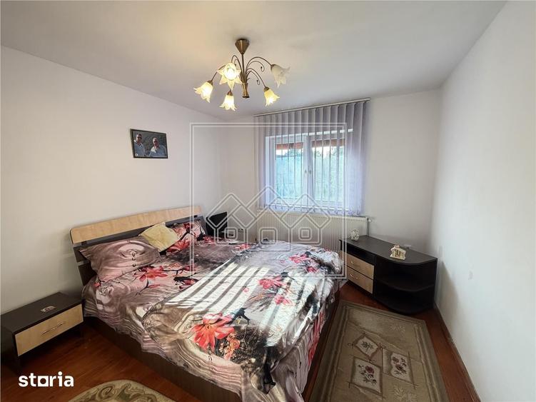 Casa de vanzare in Cartoara, teren mare, zona frumoas? - 10