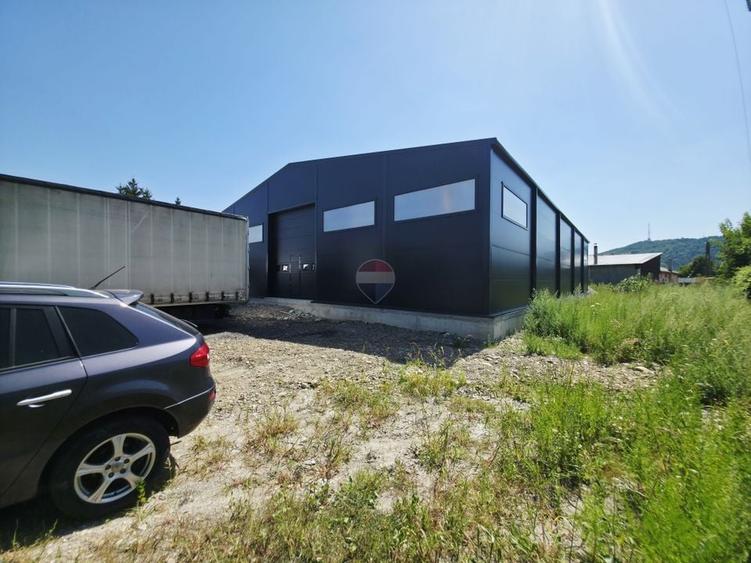 Spațiu industrial, de 570 mp, în Dărmănești