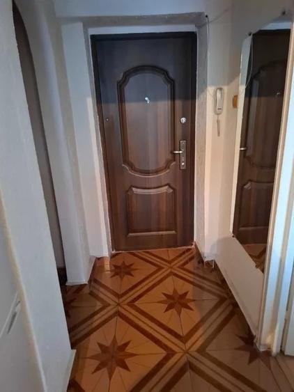 Apartament 2 camere, semidecomandat, 44 mp, ac, metrou aproape, 1 Mai - 4