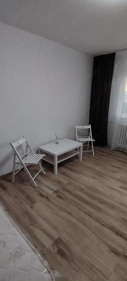 Garsonieră decomandată în Rahova
