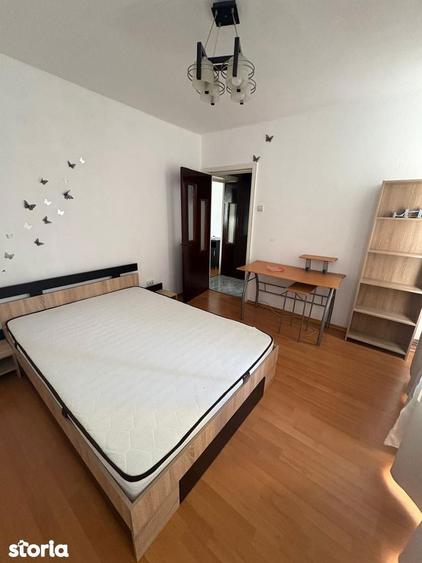 Apartament cu 2 camere în Podu Roș