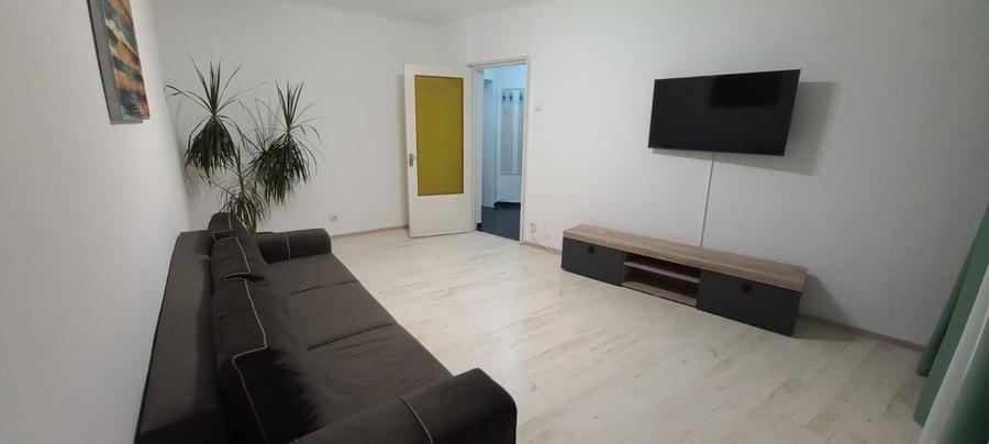 Apartament cu 2 camere decomandat în Rahova