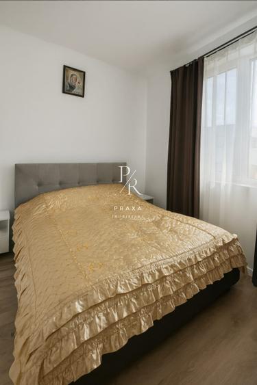 Apartament cu 2 camere semidecomandat, mobilat în Florești