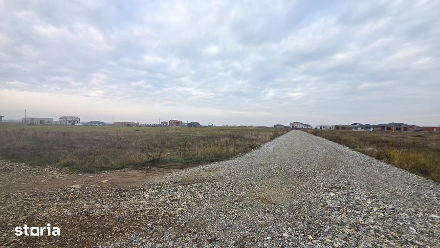 Teren de 500 mp, în Sânmartin