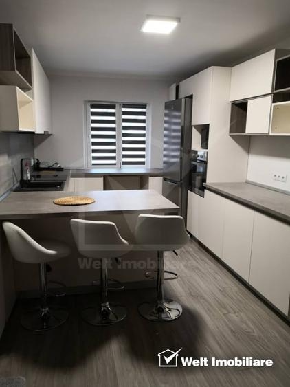 Apartament cu 3 camere decomandat, mobilat în Zorilor