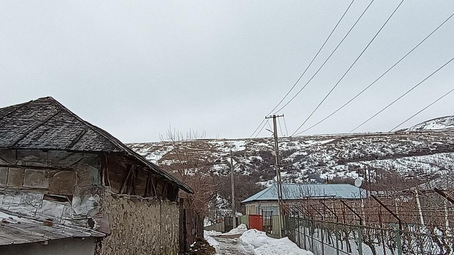 Casă cu 3 camere în Văleanca-Vilănești