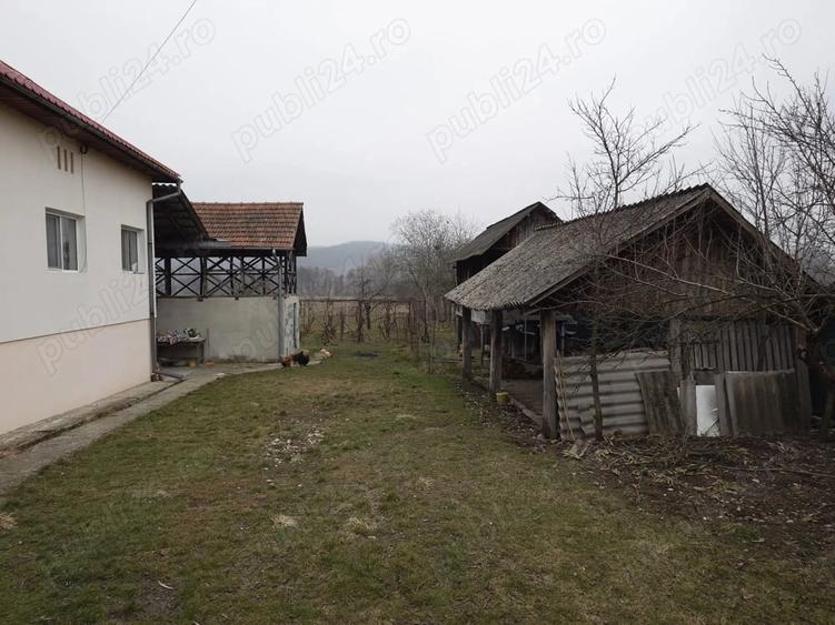 Casă cu 3 camere cu Teren 813 Mp în Grădiștea