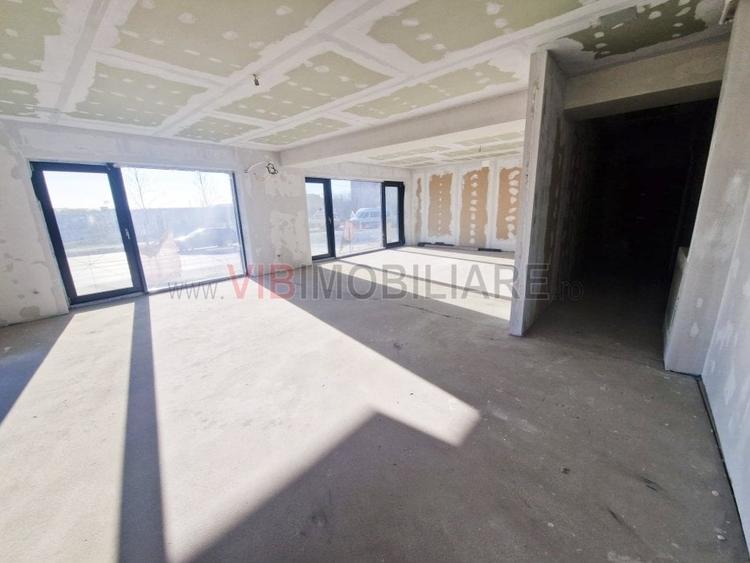 Spatiu comercial stradal, apropiere metrou Straulesti - 4