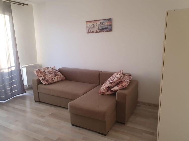 Garsonieră decomandată în Avantgarden