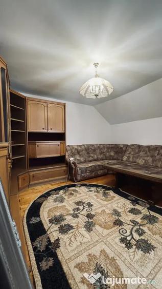 Apartament cu 3 camere decomandat în Chișoda