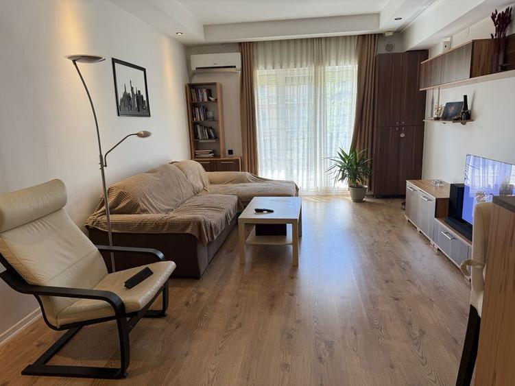 Apartament cu 2 camere decomandat în Crețuleasca