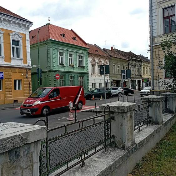 Casă cu 3 camere cu Teren 120 Mp în Schei