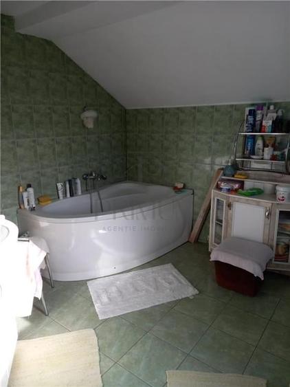 Casă individuală cu 4 camere cu Teren 520 Mp în Sânmihaiu Român