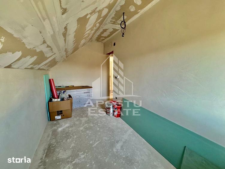 Casă cu 5 camere cu Teren 489 Mp în Central