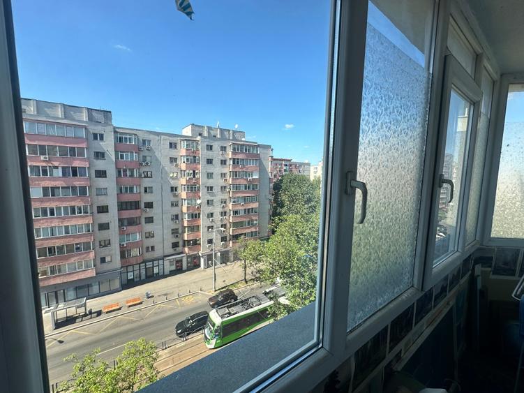 Apartament cu 2 camere semidecomandat în Moșilor