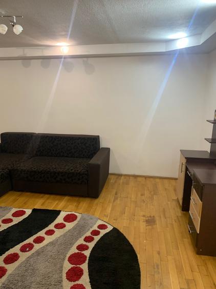 Apartament cu 2 camere decomandat în Narcisa