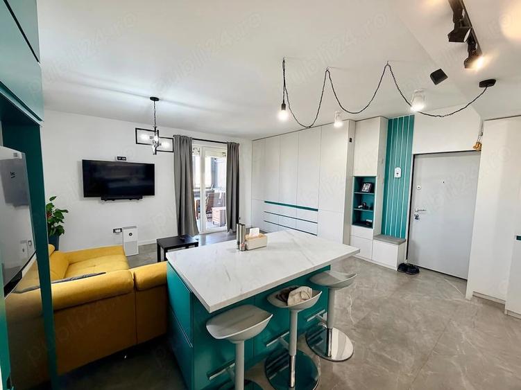Apartament cu 2 camere decomandat în Titan