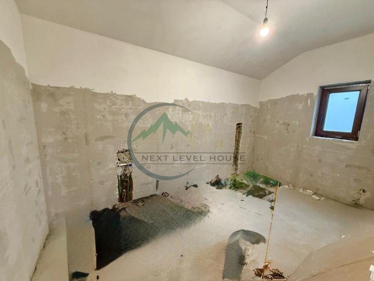 Casă individuală cu 5 camere cu Teren 500 Mp în Sânpetru