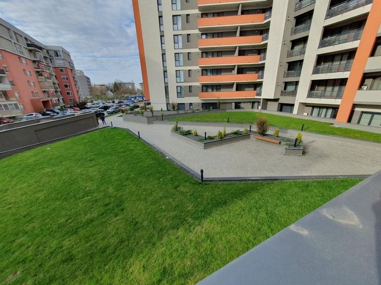 Apartament cu 2 camere decomandat, mobilat în Aradului