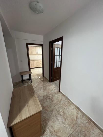 APARTAMENT 2 CAMERE, BLOC NOU, MOBILAT SI UTILAT, loc parcare și boxa - 6